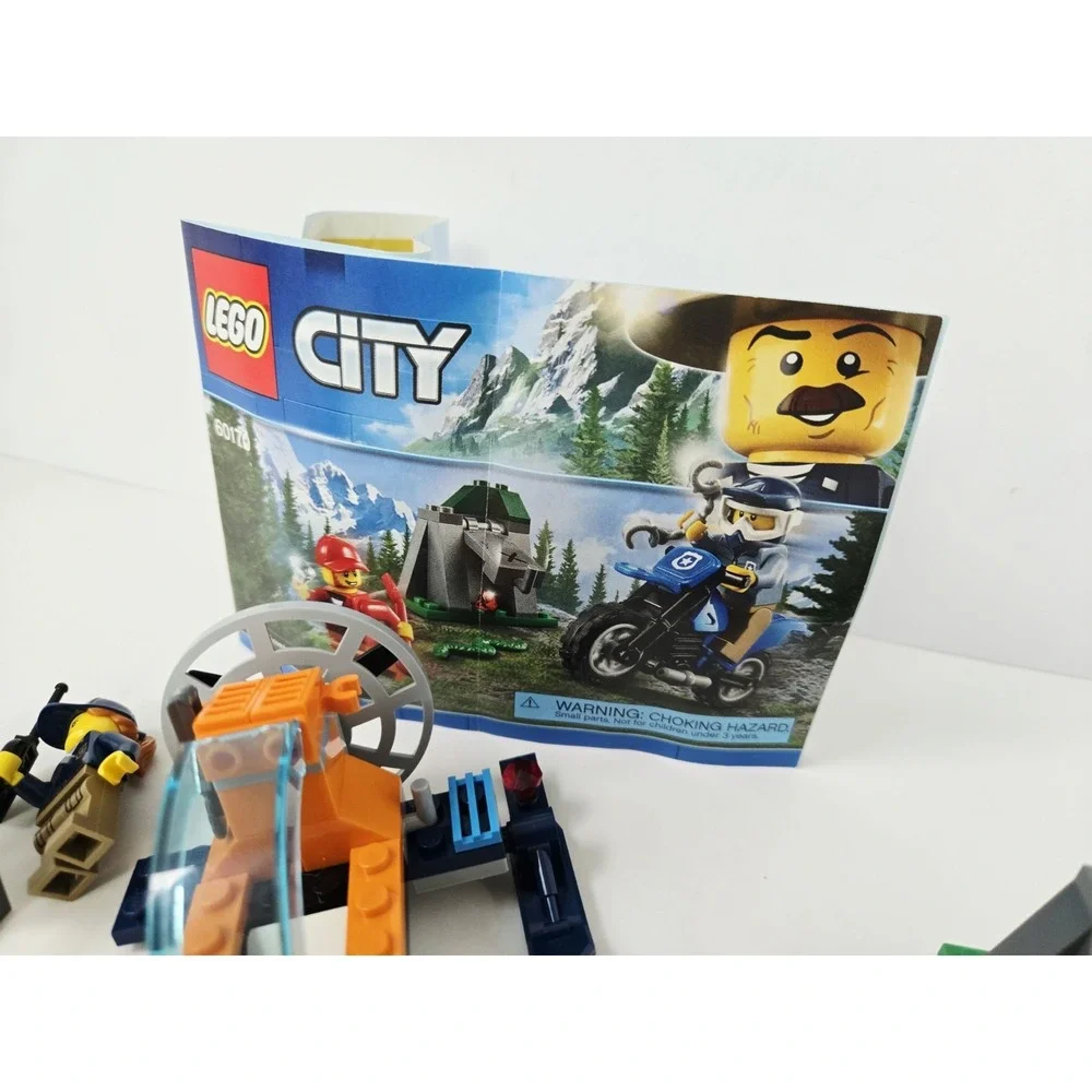 Lego City Off Road Chase 60170 lot‎